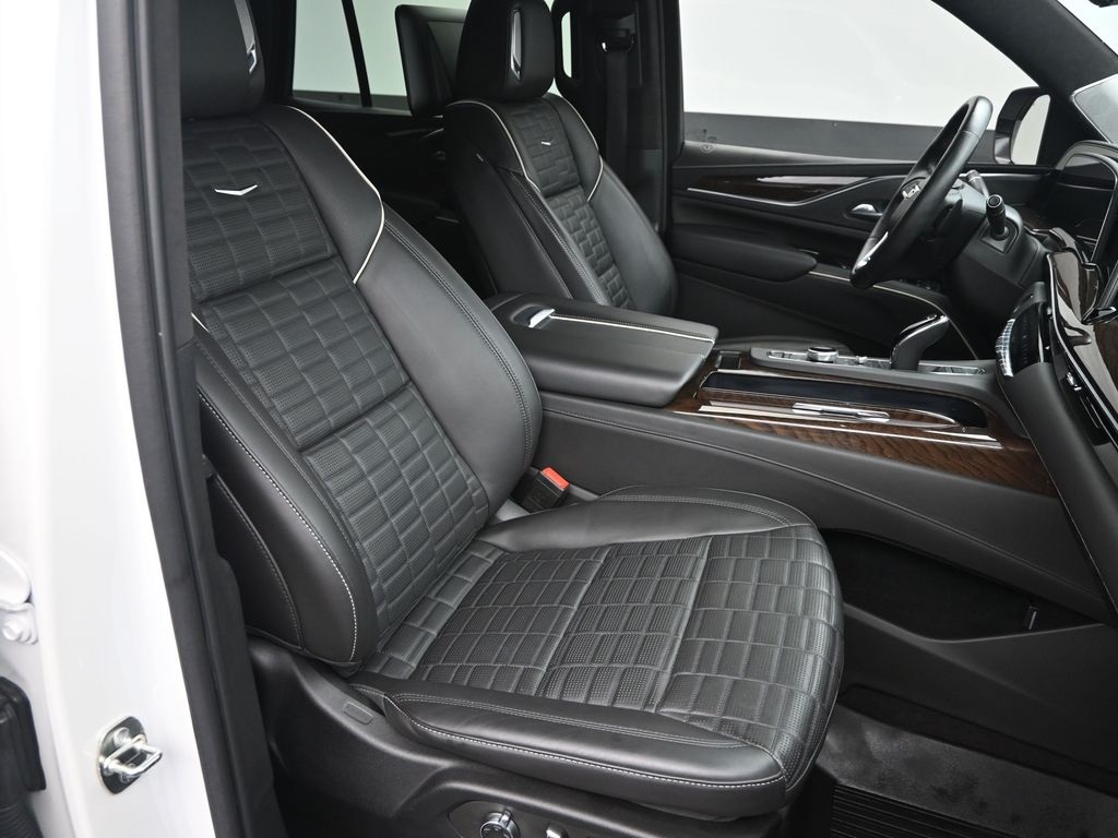 2022 Cadillac Escalade Sport Platinum photo 18