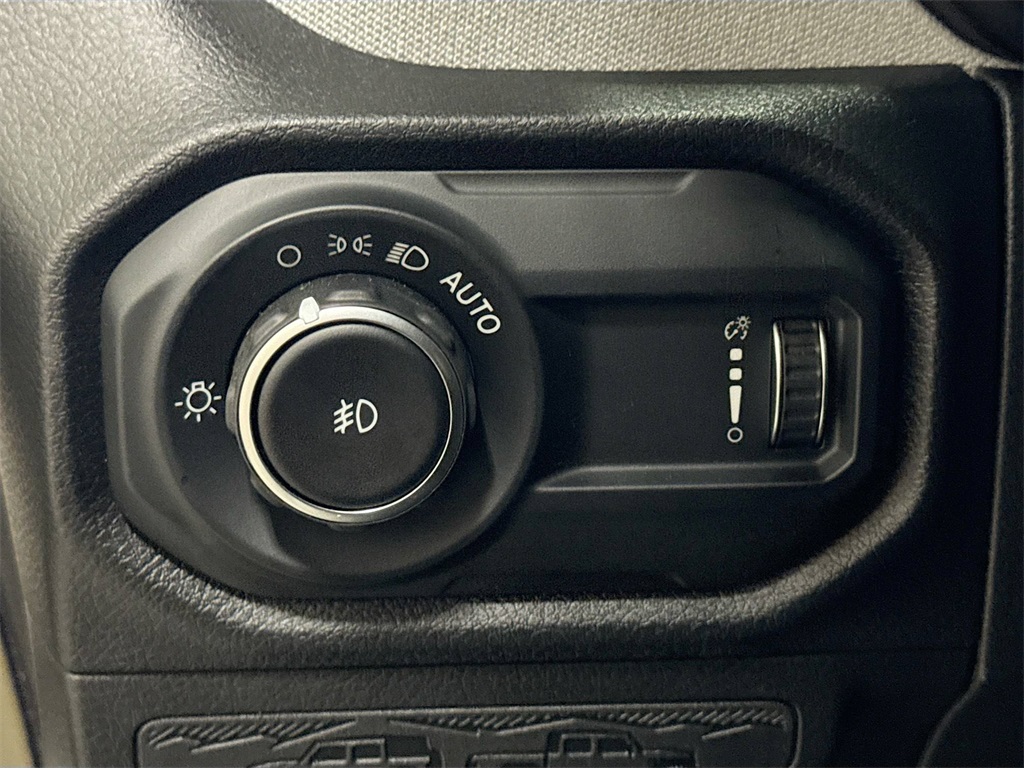 2025 Jeep Wrangler Sport S photo 32