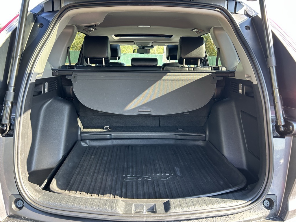 2018 Honda CR-V Touring photo 24