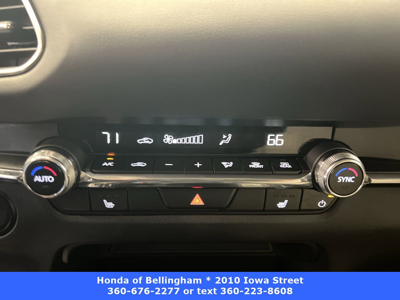 2024 Mazda CX-30 2.5 S Preferred photo 17