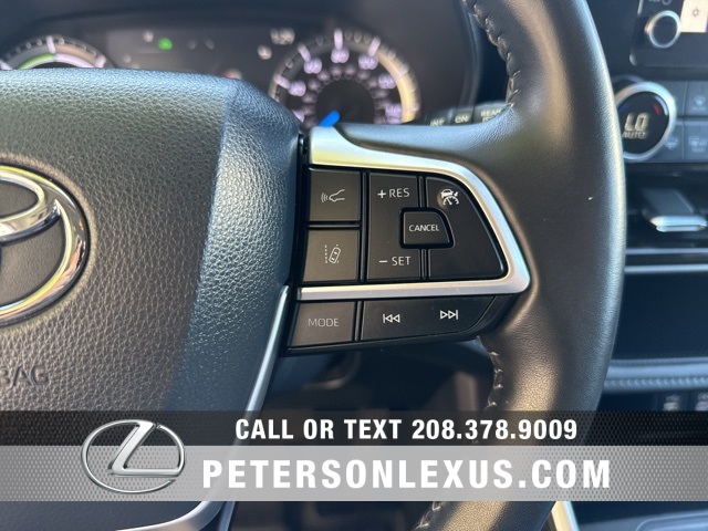 2023 Toyota Highlander Hybrid LE photo 23