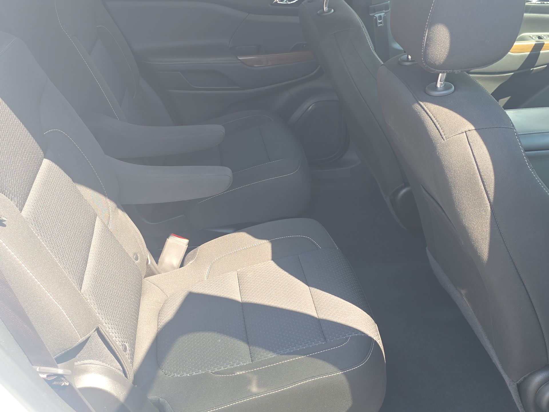 2023 Gmc Acadia SLE photo 60