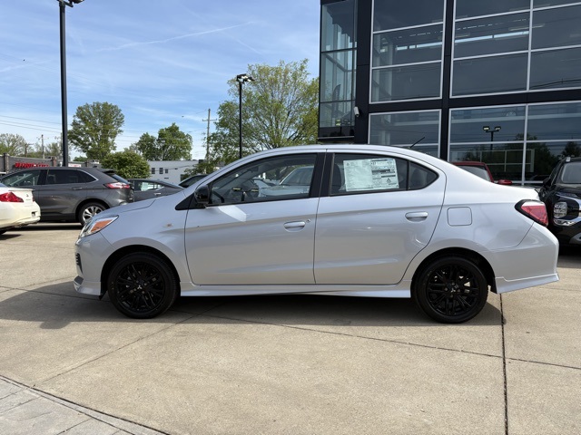2024 Mitsubishi Mirage G4 Black Edition photo 3