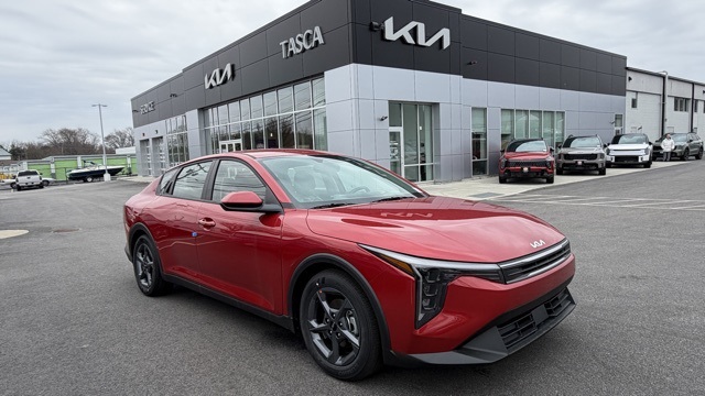 2025 Kia K4 LXS's photo