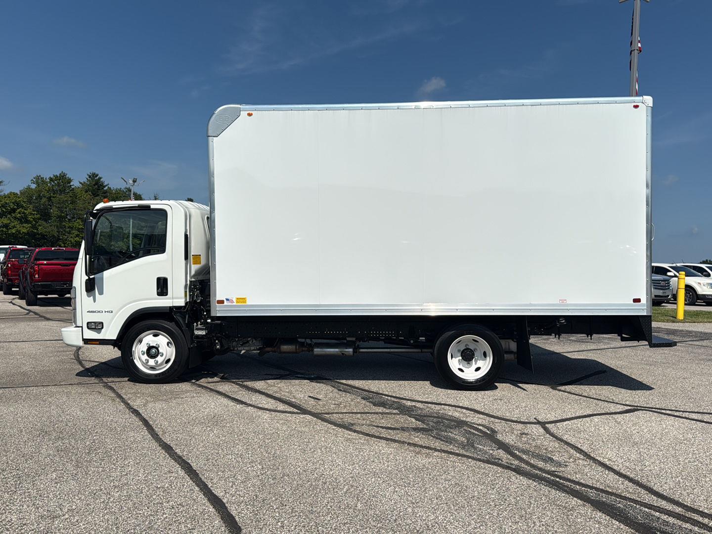 2025 Chevrolet Silverado 4500HD photo 3