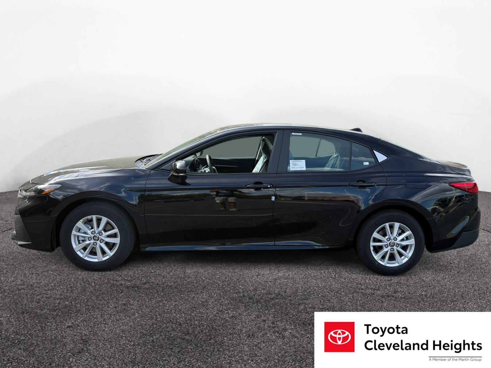 2026 Toyota Camry LE photo 2