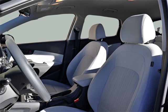 2023 Hyundai Kona SEL photo 3