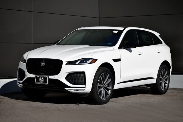 2026 Jaguar F-Pace R-Dynamic S's photo