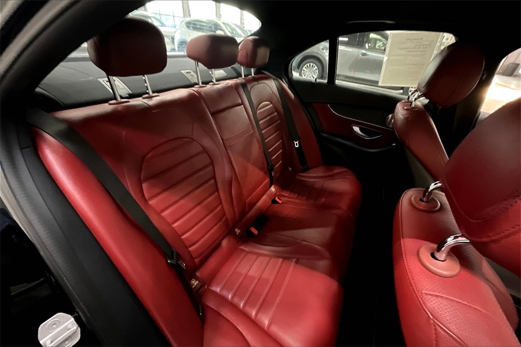2015 Mercedes Benz C 400 4MATIC photo 24