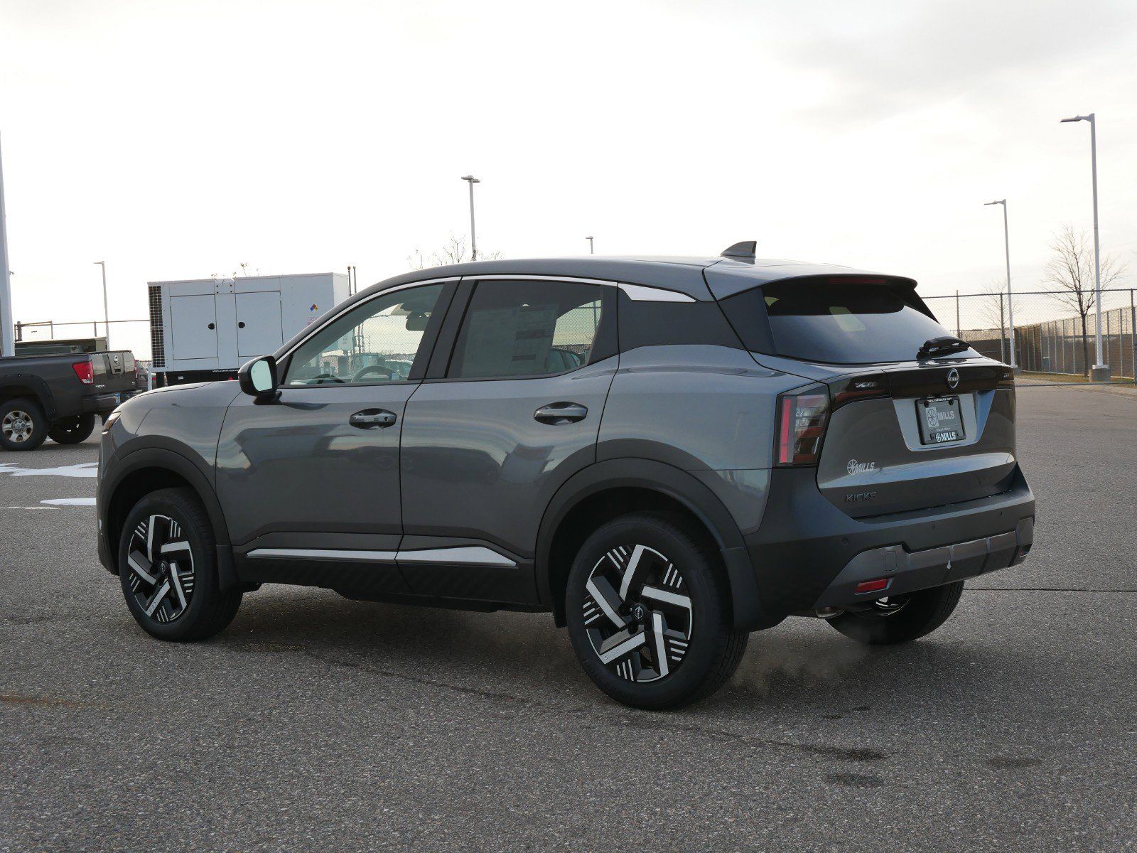 2025 Nissan Kicks SV photo 3