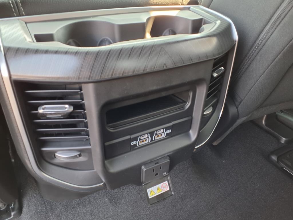 2026 Ram 1500 Big Horn photo 4