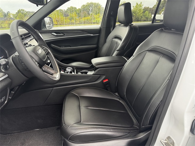2024 Jeep Grand Cherokee Limited photo 22