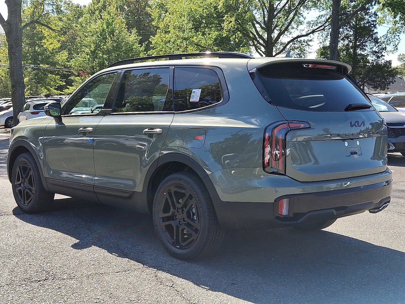 2025 Kia Telluride SX Prestige X-Line photo 2