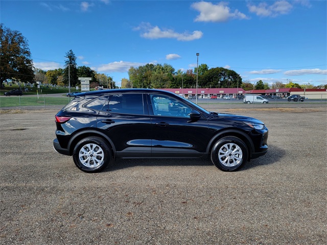 2026 Ford Escape Active photo 3