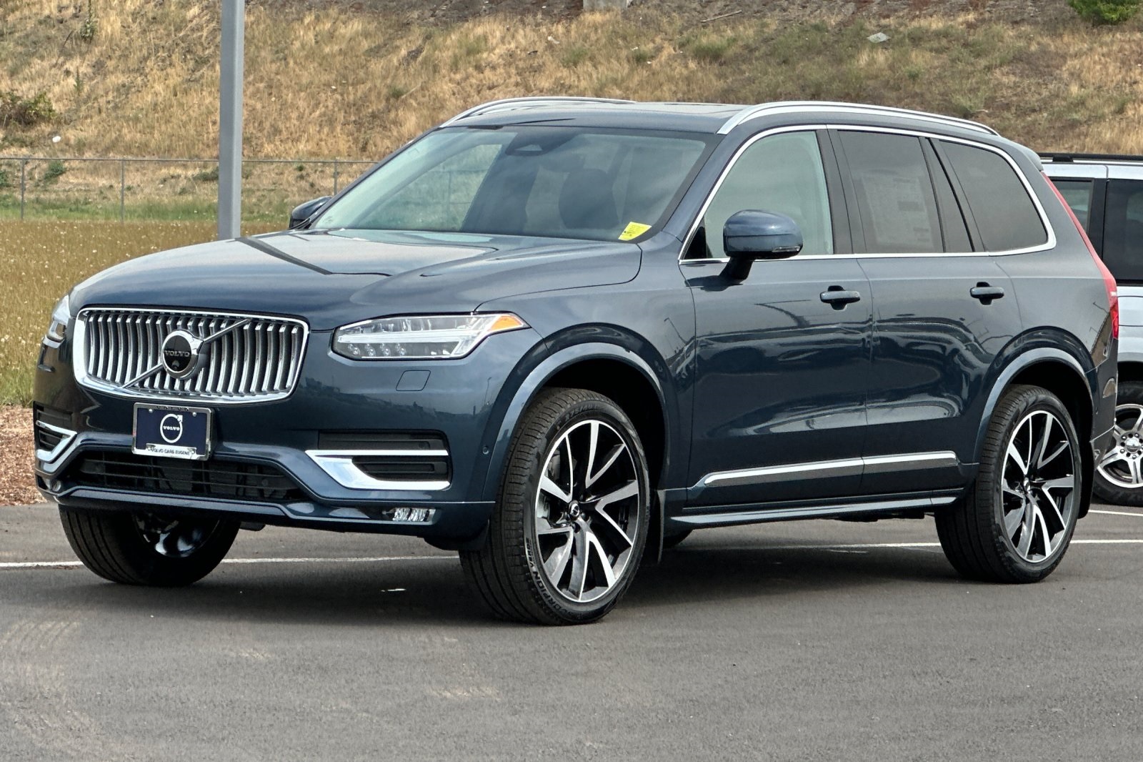 2025 Volvo XC90 Plus photo 7