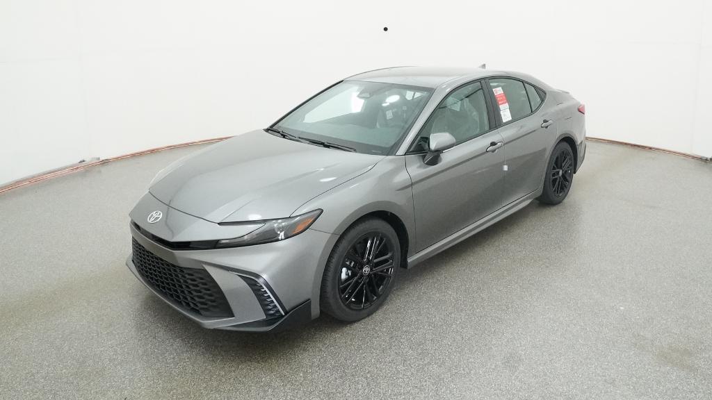 2026 Toyota Camry SE's photo