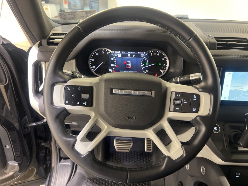2021 Land Rover Defender 90 Standard photo 11