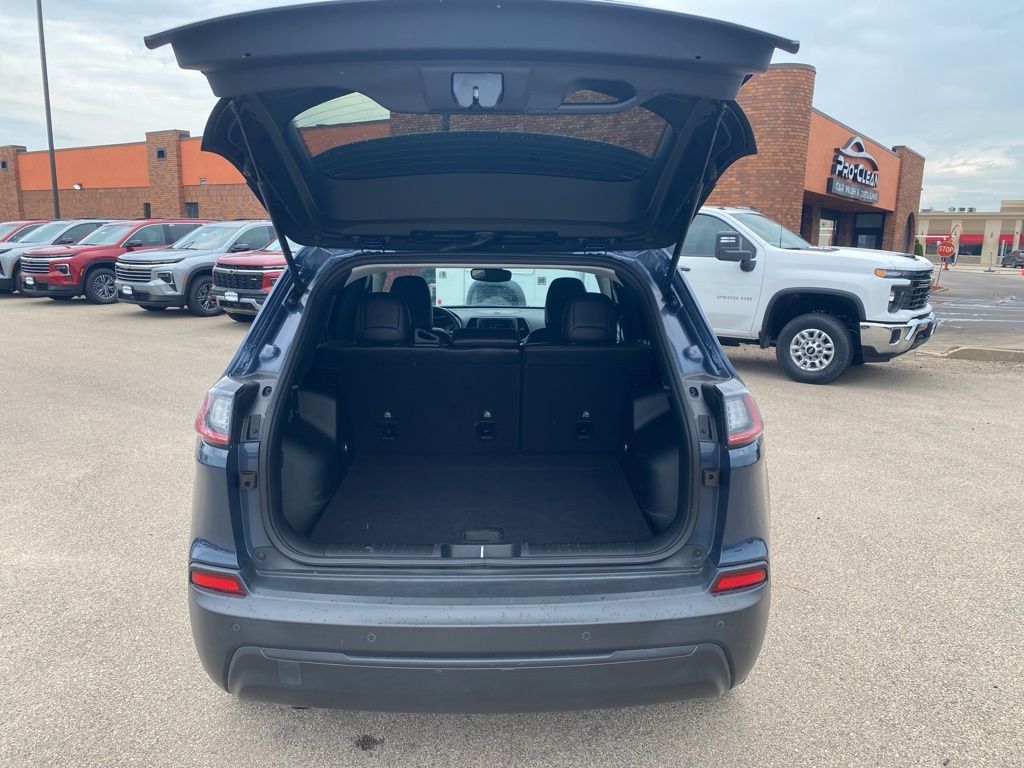 2021 Jeep Cherokee Latitude photo 14