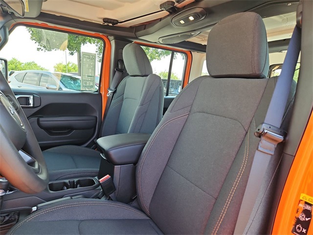 2025 Jeep Wrangler Sport photo 20