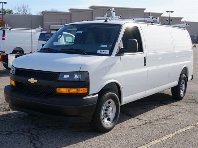 2025 Chevrolet Express Cargo Work Van's photo