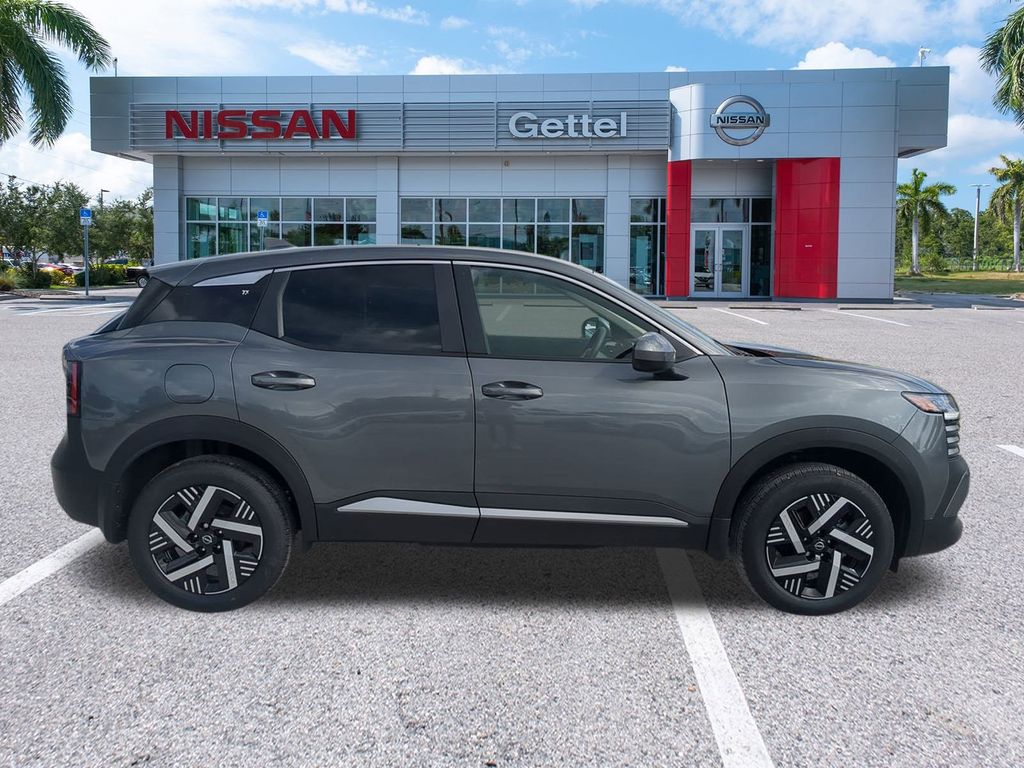 2025 Nissan Kicks SV photo 2