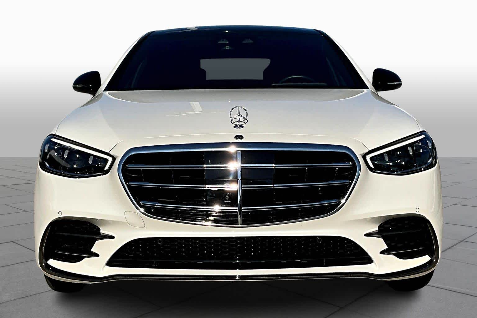 2023 Mercedes Benz S 580 4MATIC photo 3