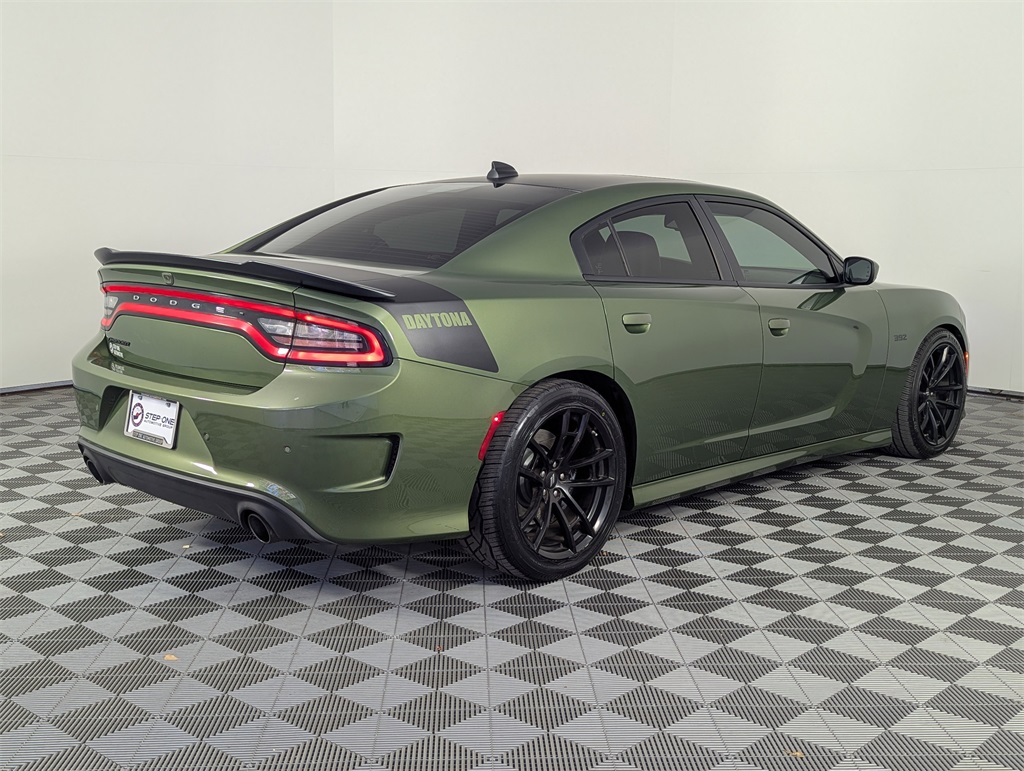 2022 Dodge Charger R/T Scat Pack photo 4