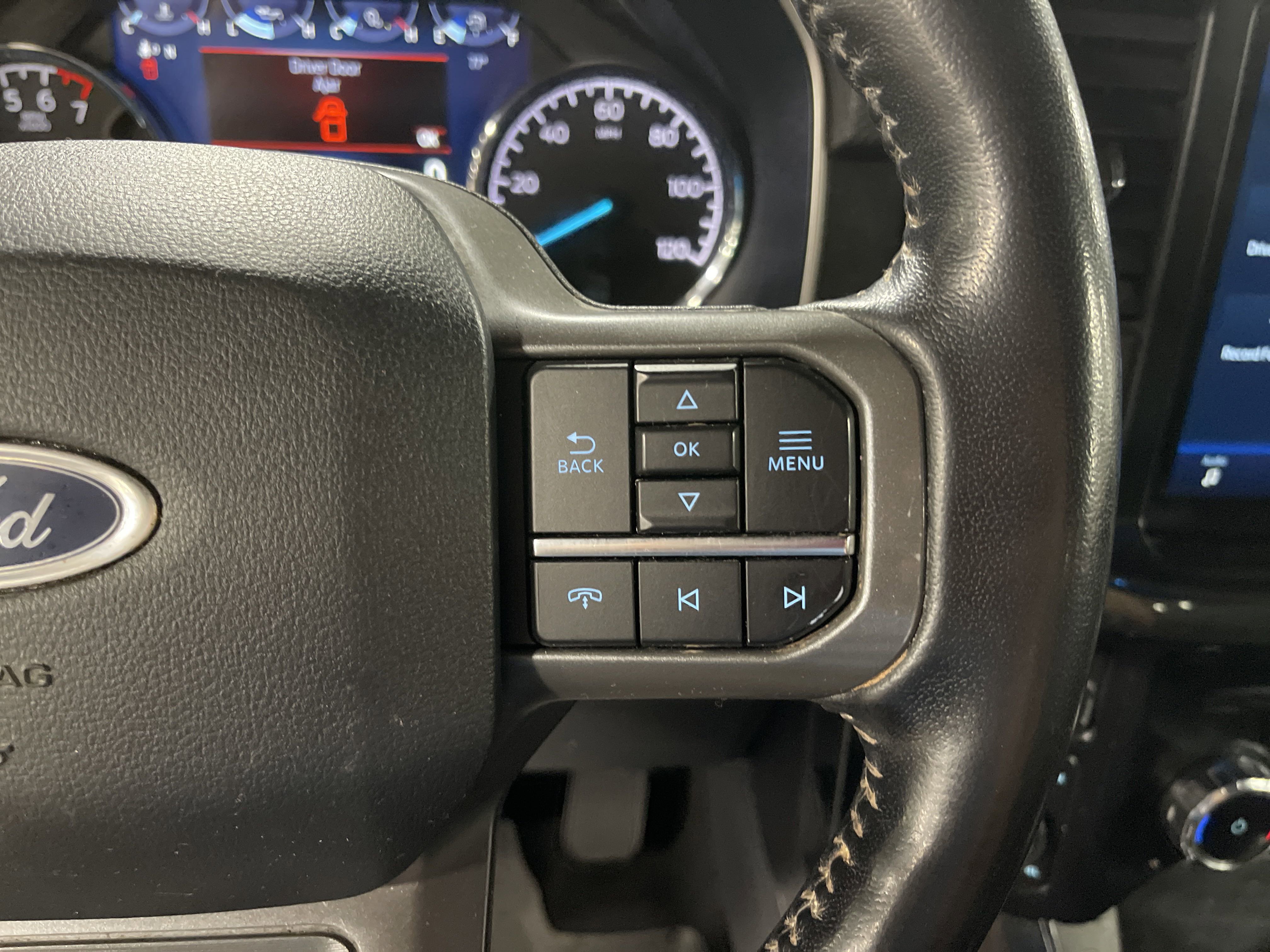 2022 Ford F-150 XL photo 10