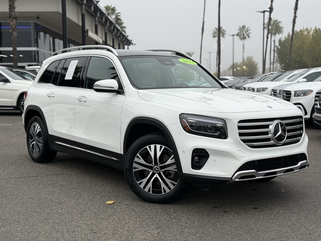 2024 Mercedes-Benz GLB Base's photo