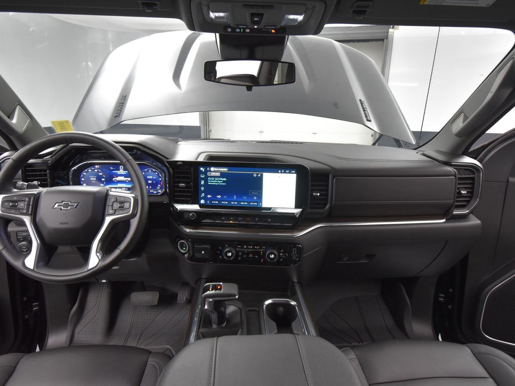 2025 Chevrolet Silverado 1500 RST photo 20