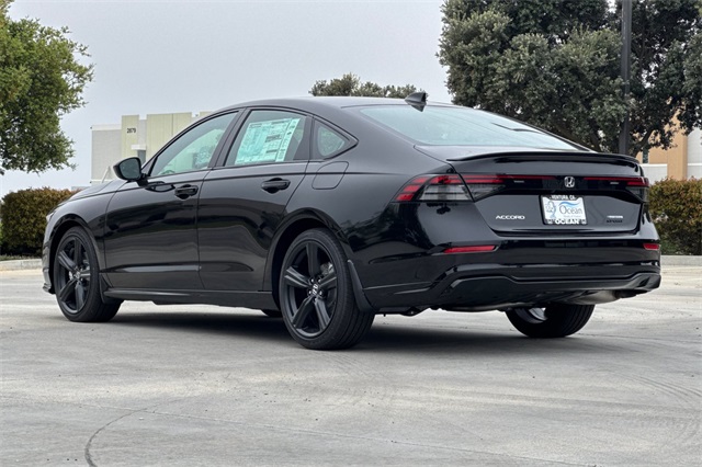 2025 Honda Accord Hybrid Sport-L photo 4