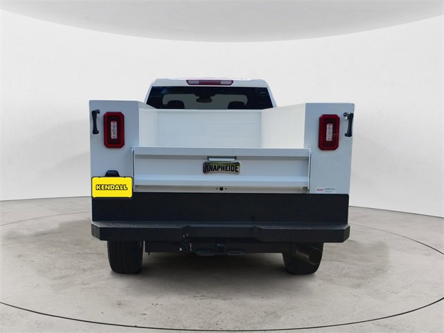 2024 Chevrolet Silverado 3500HD photo 4