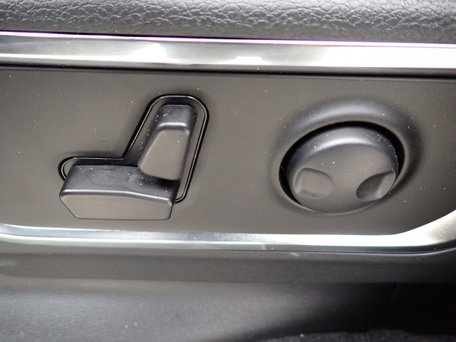 2025 Ram 1500 Laramie photo 16