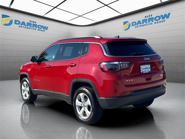 2021 Jeep Compass Latitude photo 2