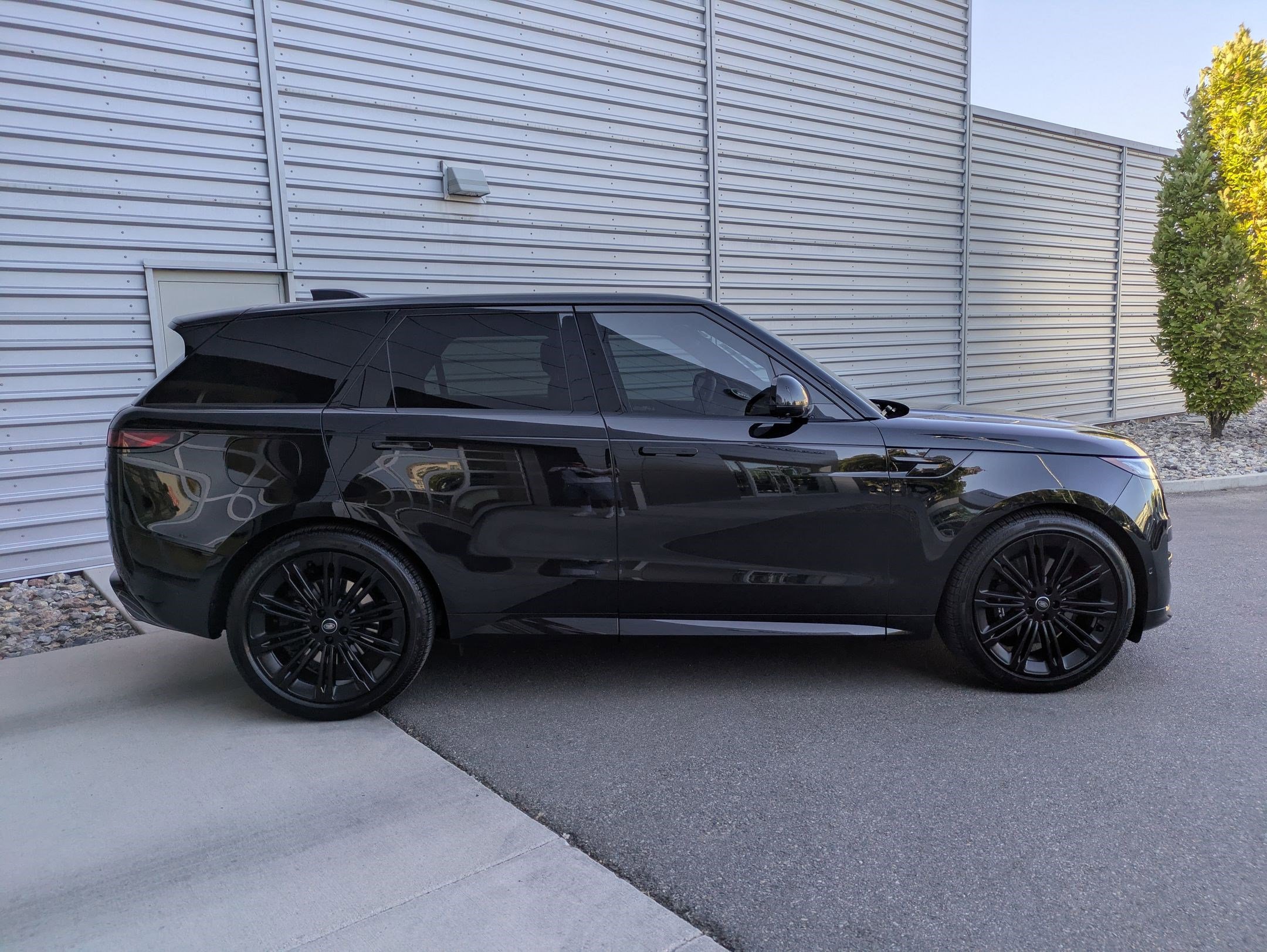 2023 Land Rover Range Rover Sport P530 First Edition photo 4