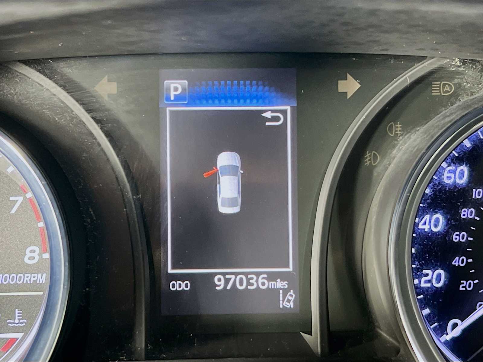 2019 Toyota Camry LE photo 12