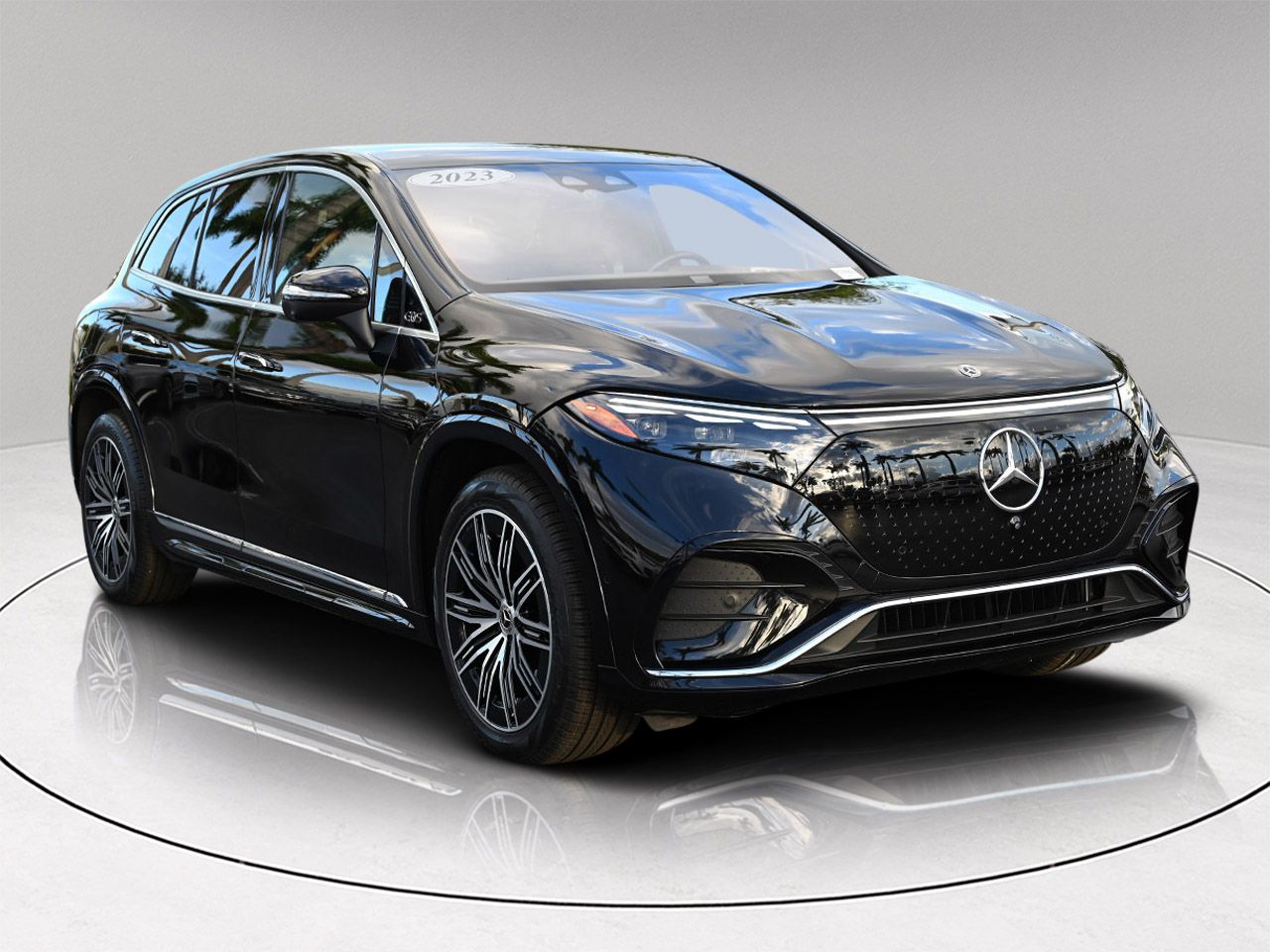 2023 Mercedes-Benz EQS SUV Base's photo