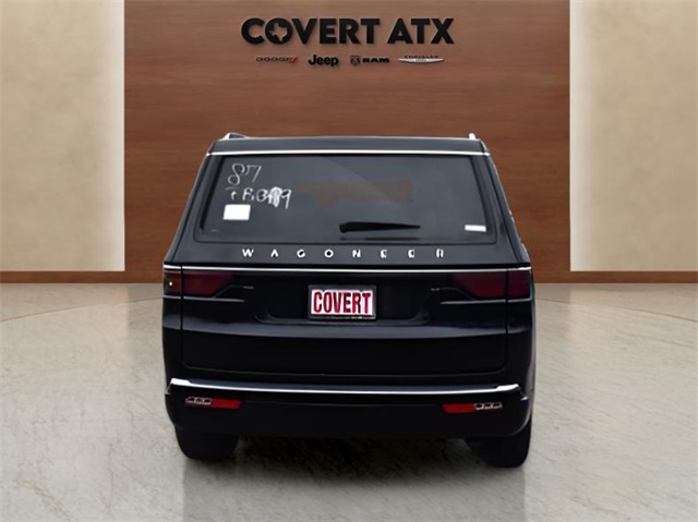 2025 Jeep Wagoneer Base photo 4