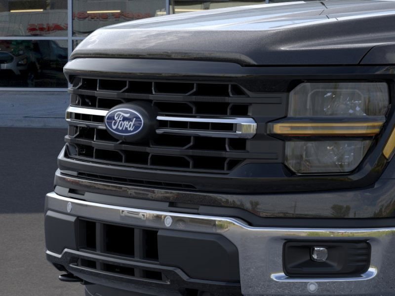 2025 Ford F-150 XLT photo 16