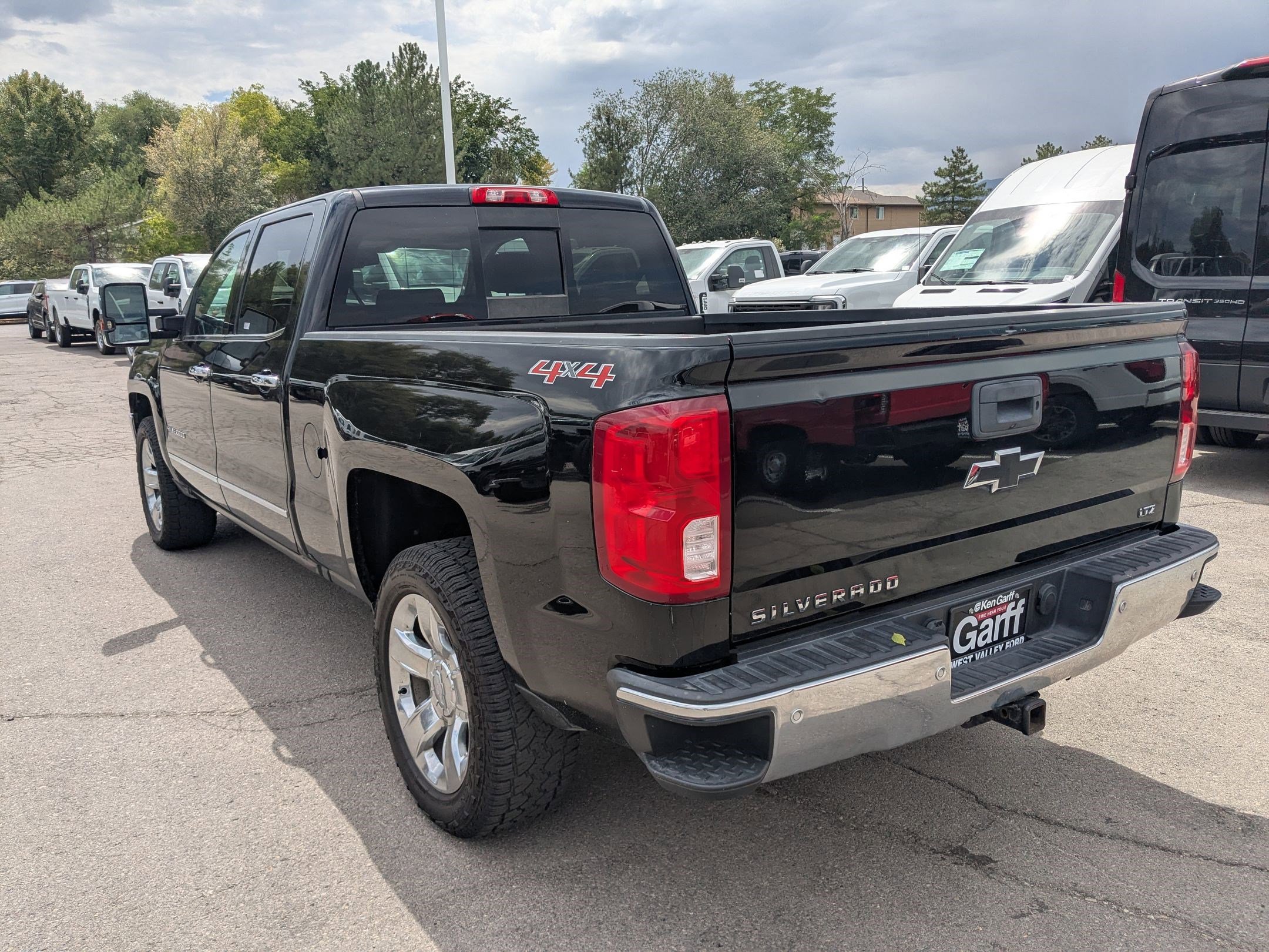 2017 Chevrolet Silverado 1500 LTZ photo 5