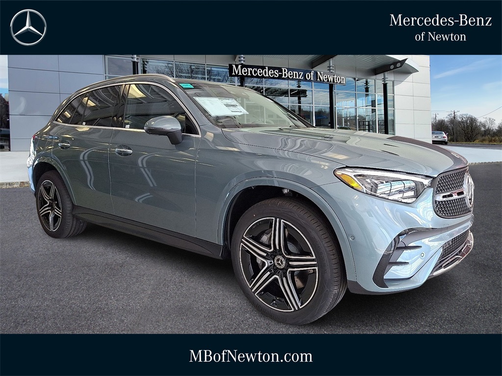 2026 Mercedes-Benz GLC Base's photo