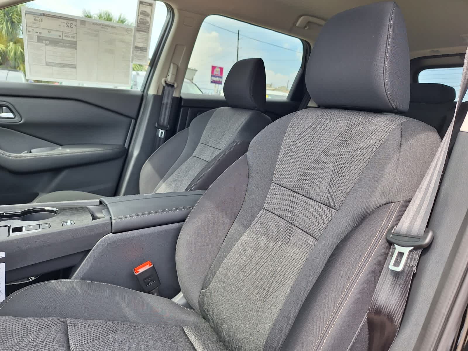 2026 Nissan Rogue SV photo 9