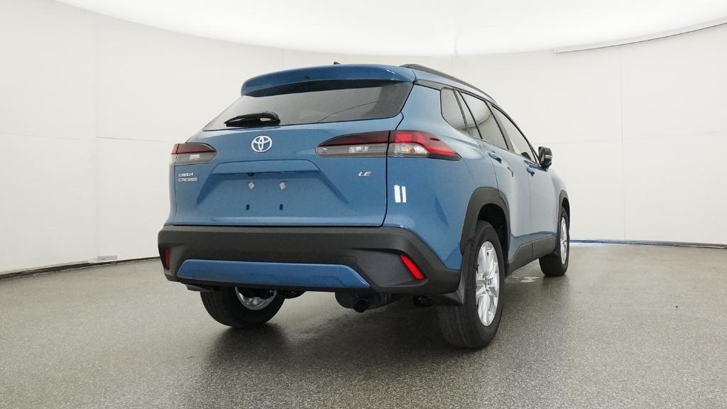 2026 Toyota Corolla Cross LE photo 20