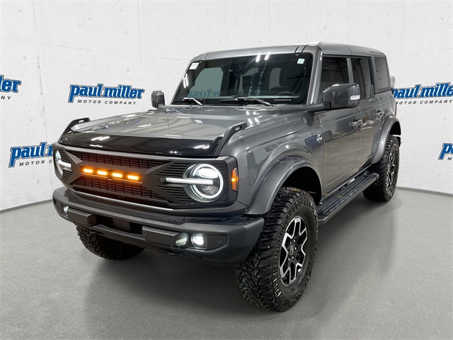 2024 Ford Bronco 4-Door Outer Banks's photo