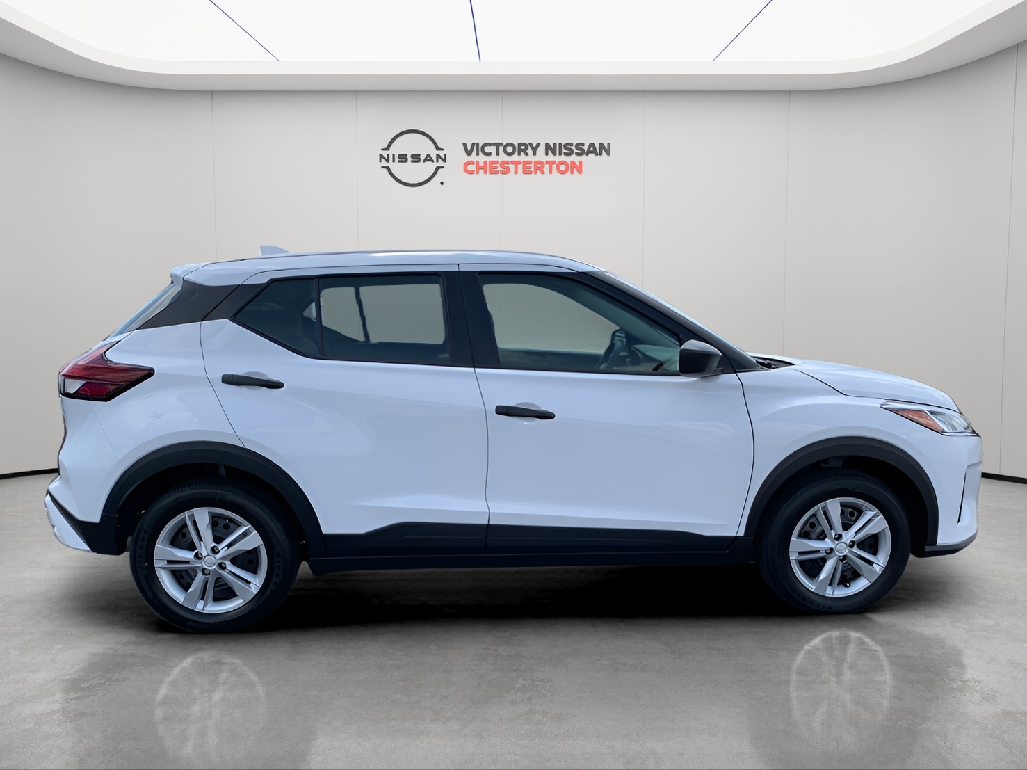 2025 Nissan Kicks Play S photo 6