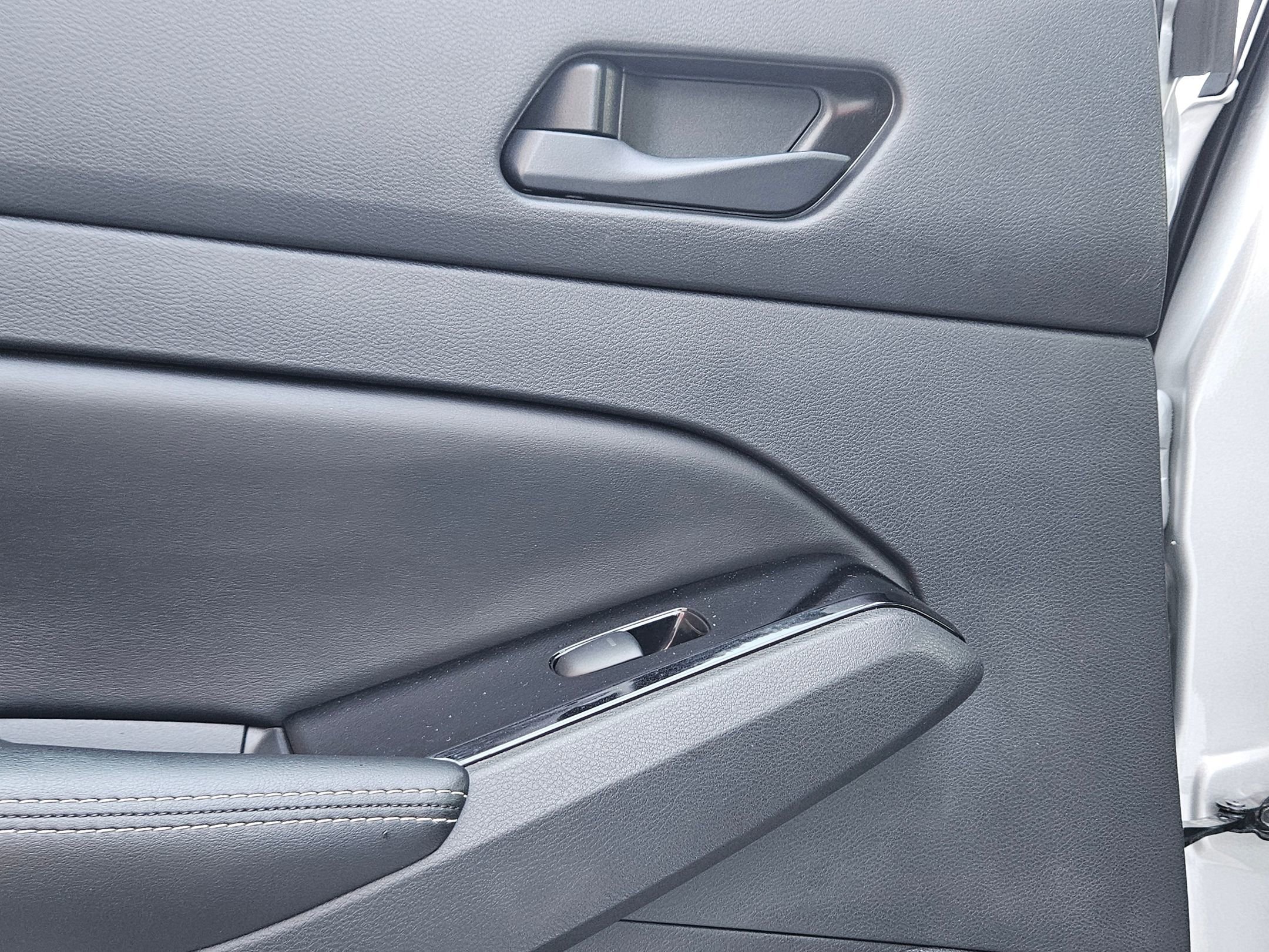 2023 Nissan Altima 2.5 SV photo 22