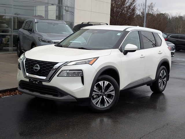 2023 Nissan Rogue SV's photo