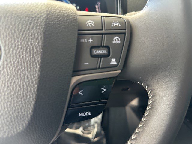 2025 Toyota Camry SE photo 16