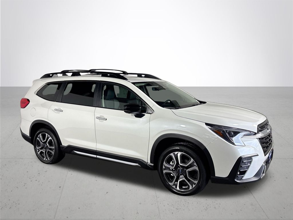 2025 Subaru Ascent Touring photo 4