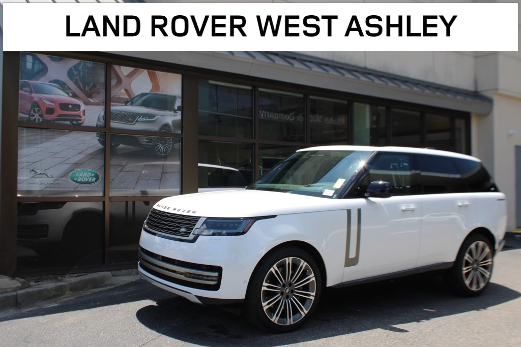 2024 Land Rover Range Rover SE's photo